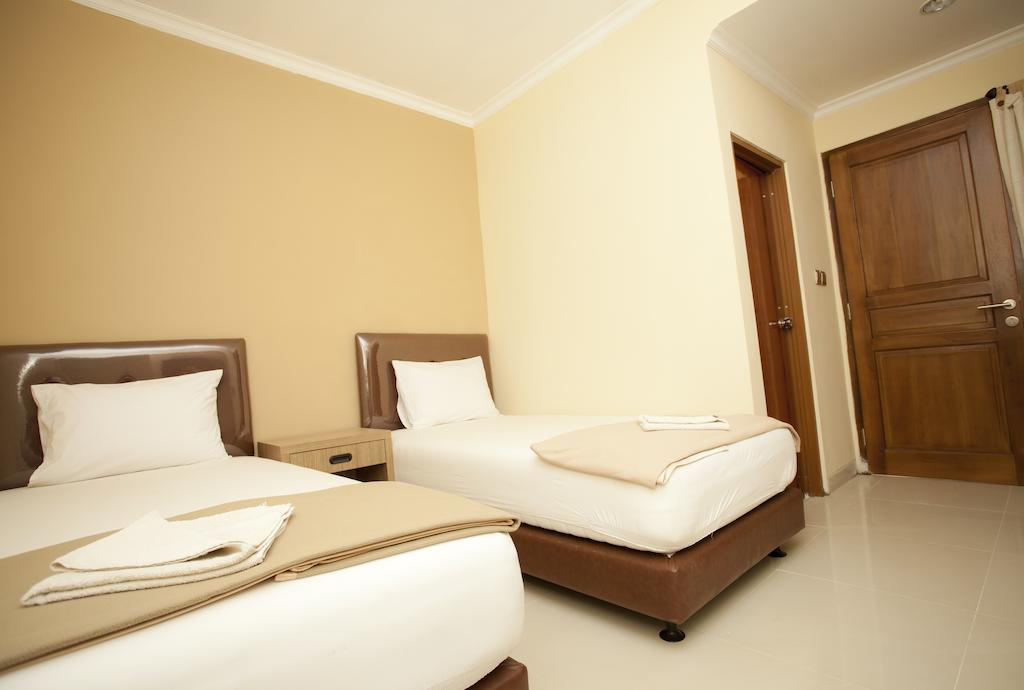 Benito Residence ทังเกอรัง ภายนอก รูปภาพ